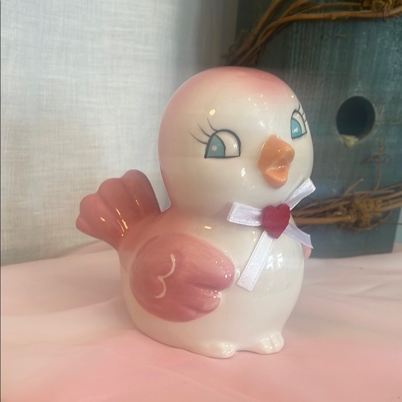 Ceramic Pink Bird Figurine - Picture 1 of 2